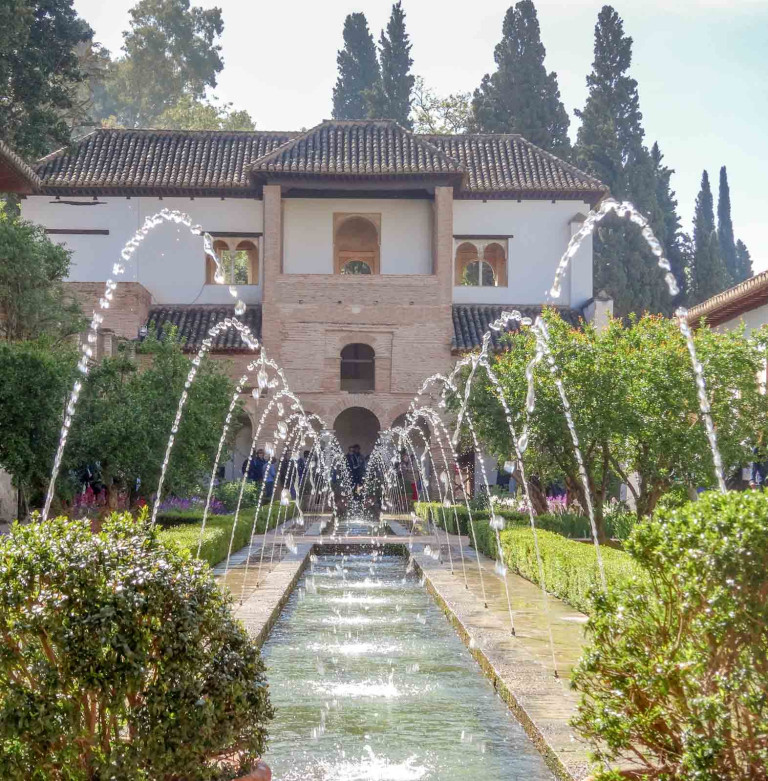 Bienvenue dans les jardins de... une idée du nom de ce lieu_RET
